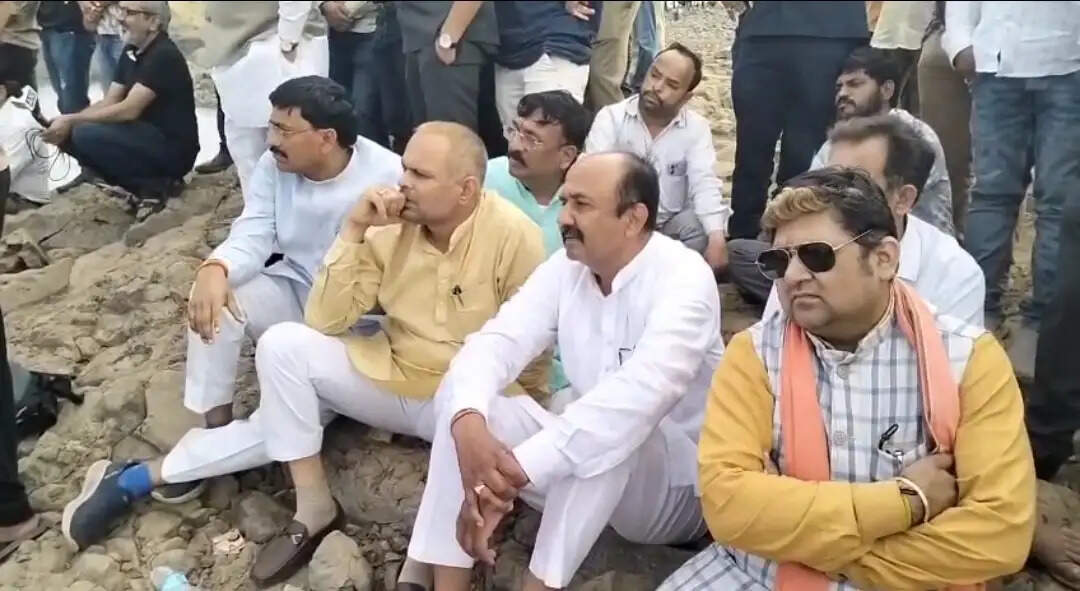 बरगी डैम क्रूज हादसा अपडेट - अब तक 9 शव निकाले जा चुके, कई अभी भी लापता..