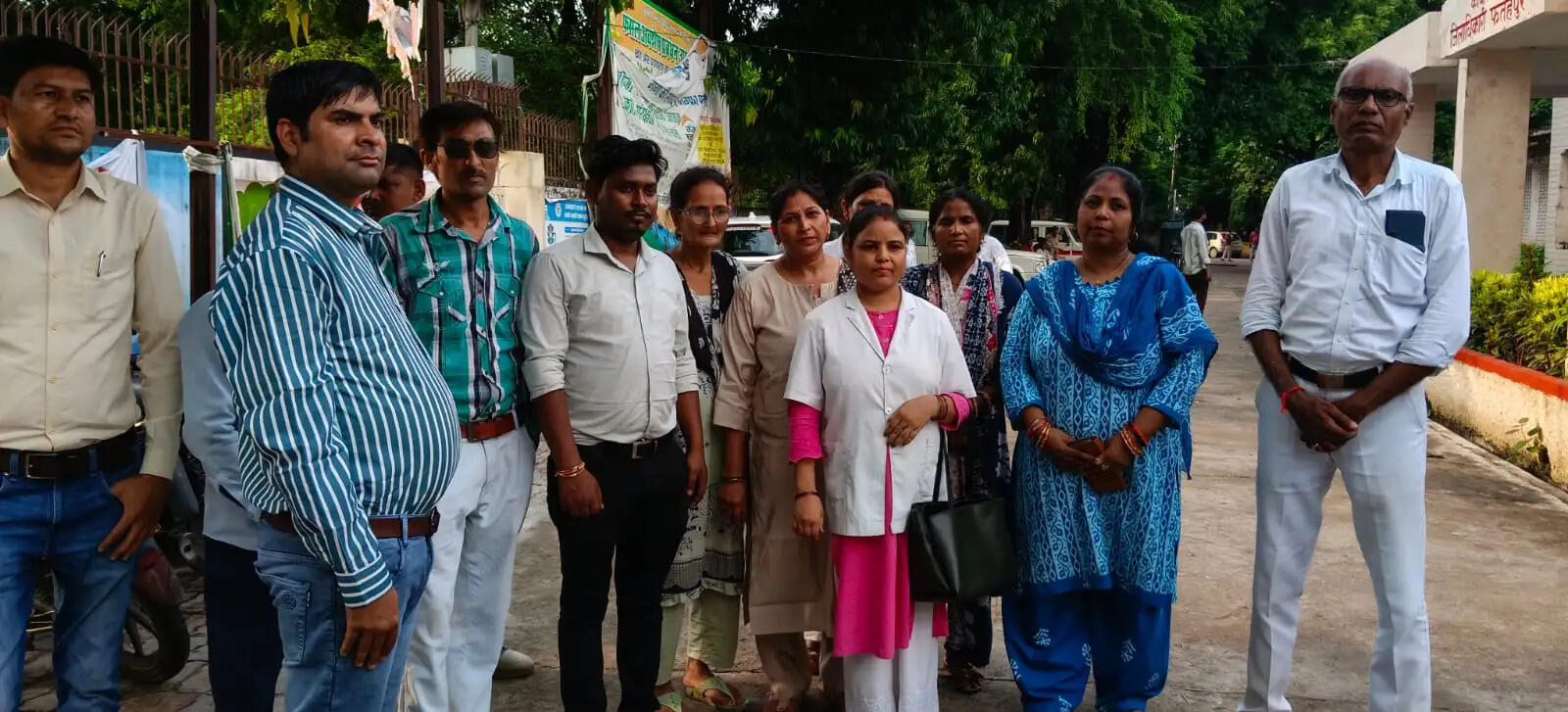 एनएचएम संविदा कर्मचारियों ने उठाई नियमितीकरण सहित छह सूत्रीय मांगें