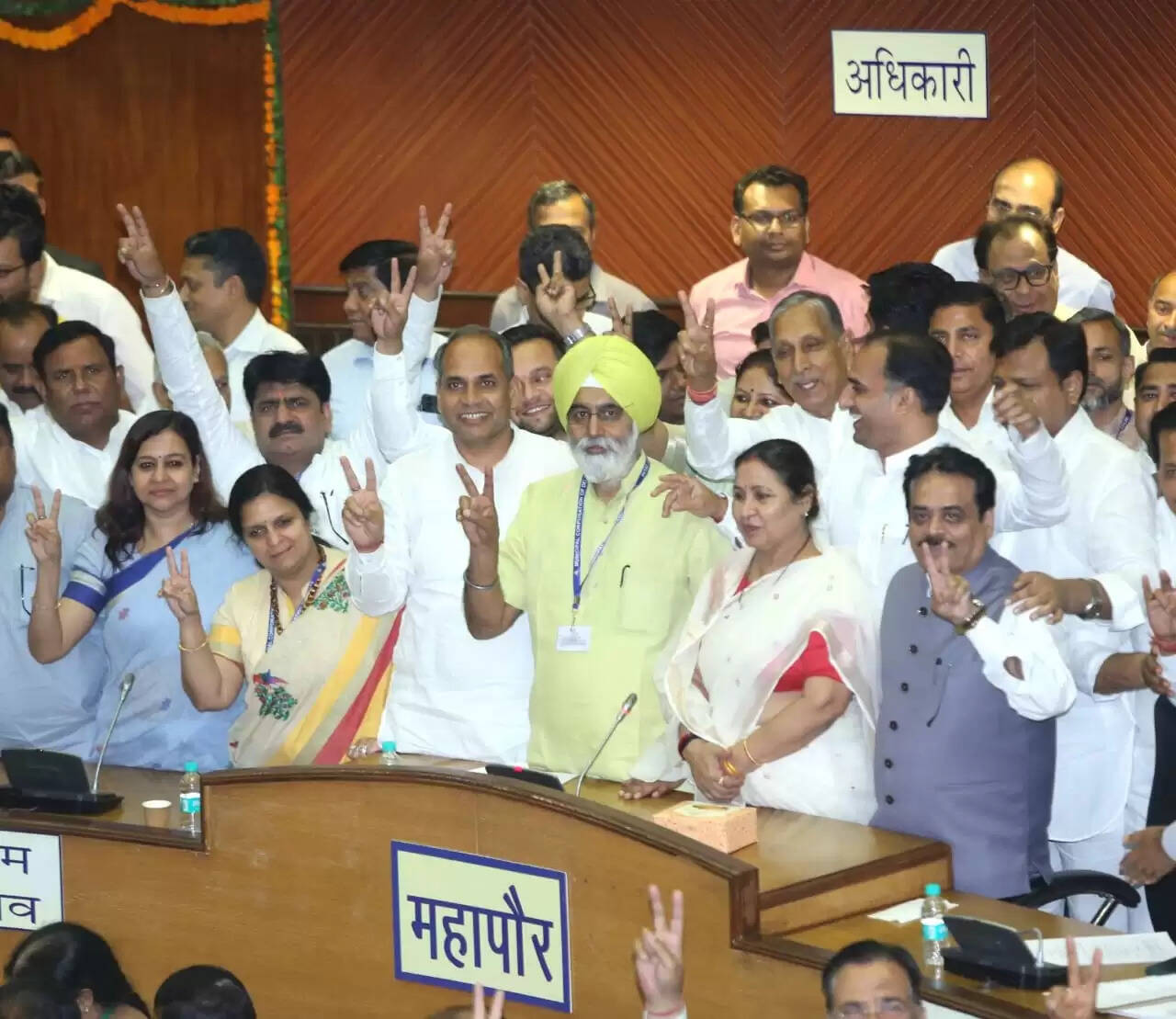 दिल्लीवासियों को बेहतर सुविधाएं मुहैया करवाने के लिए प्रतिबद्ध- राजा इकबाल सिंह