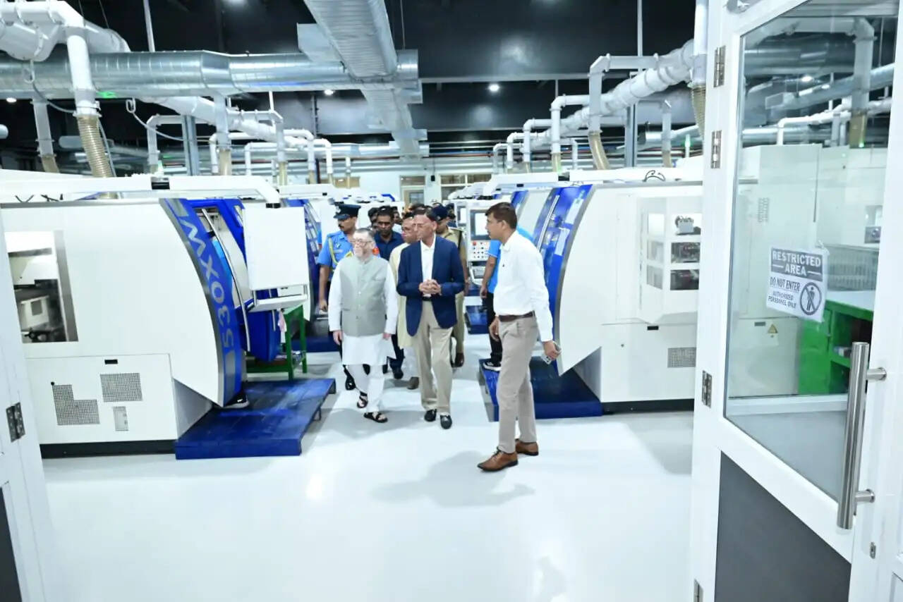 औद्योगिक इकाइयों के विस्तार से युवाओं के लिए रोजगार और कौशल विकास के अवसर बढ़ेंगे : राज्यपाल