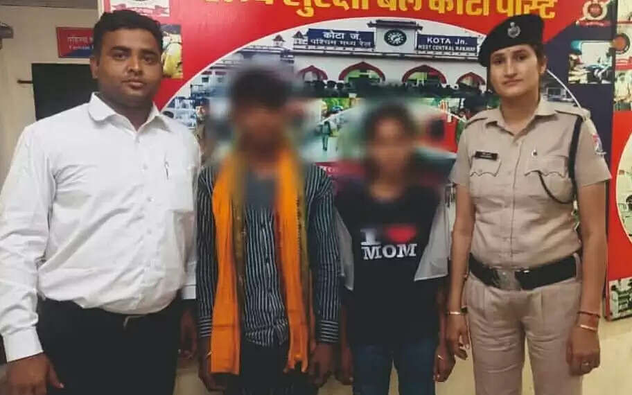 ऑन&nbsp;ड्यूटी टीटीई ने घर से भागे नाबालिग को किया सुपुर्द