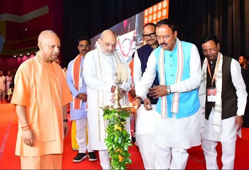 जाइए, सब कुछ भूल, हर विधानसभा में खिलाइए कमल का फूल