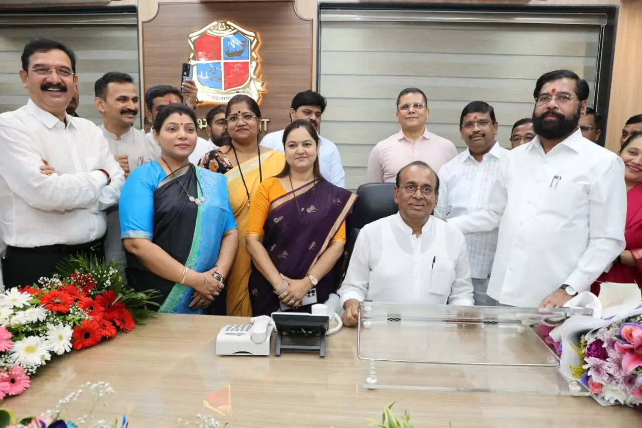 ठाणे में पॉड टैक्सी का शिलान्यास जल्द ही - डीसीएम शिंदे