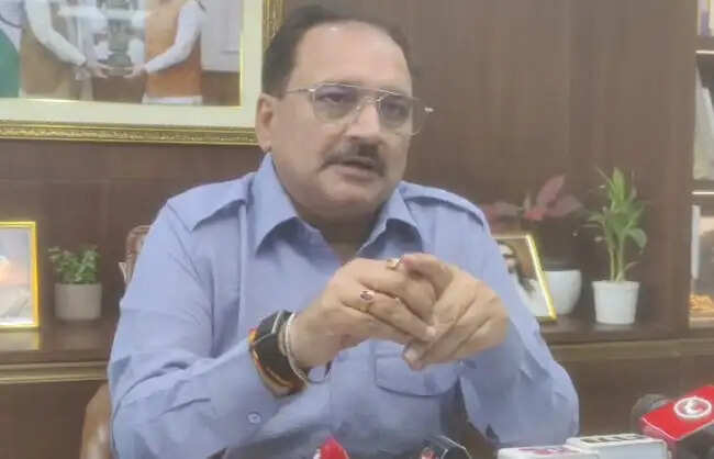 पेट्रोल-डीजल पर एक्साइज ड्यूटी में कटौती, आम जनता को बड़ी राहतः वीरेंद्र सचदेवा