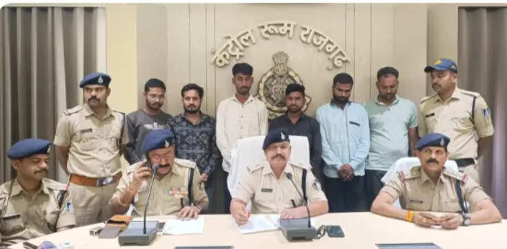राजगढ़ः फर्जी जन्म प्रमाण पत्र गिरोह का पर्दाफाश, छह आरोपित गिरफ्तार