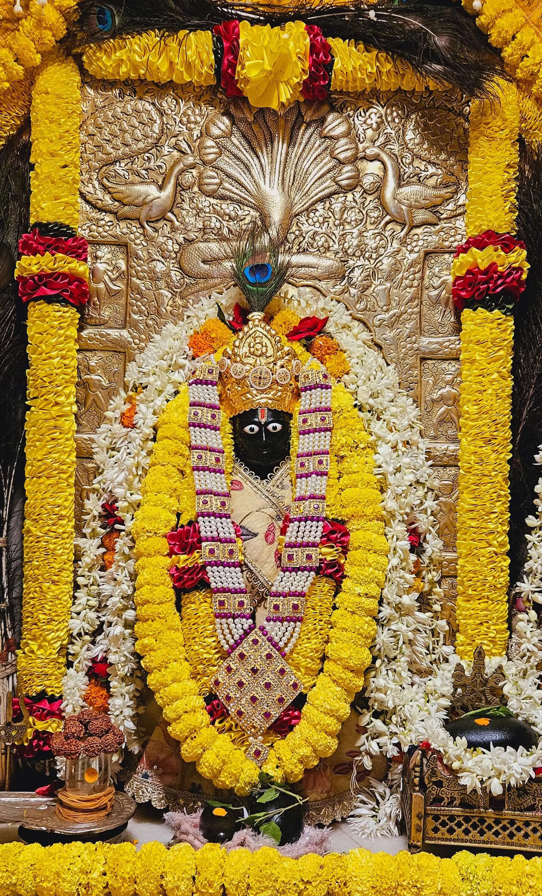 अक्षय तृतीया पर श्री काशी विश्वनाथ धाम में विविध धार्मिक अनुष्ठान, बद्रीनारायण स्वरूप का भव्य श्रृंगार