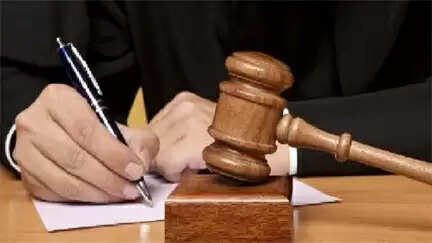 राष्ट्रीय लोक अदालत में 32 शिकायतों का निस्तारण