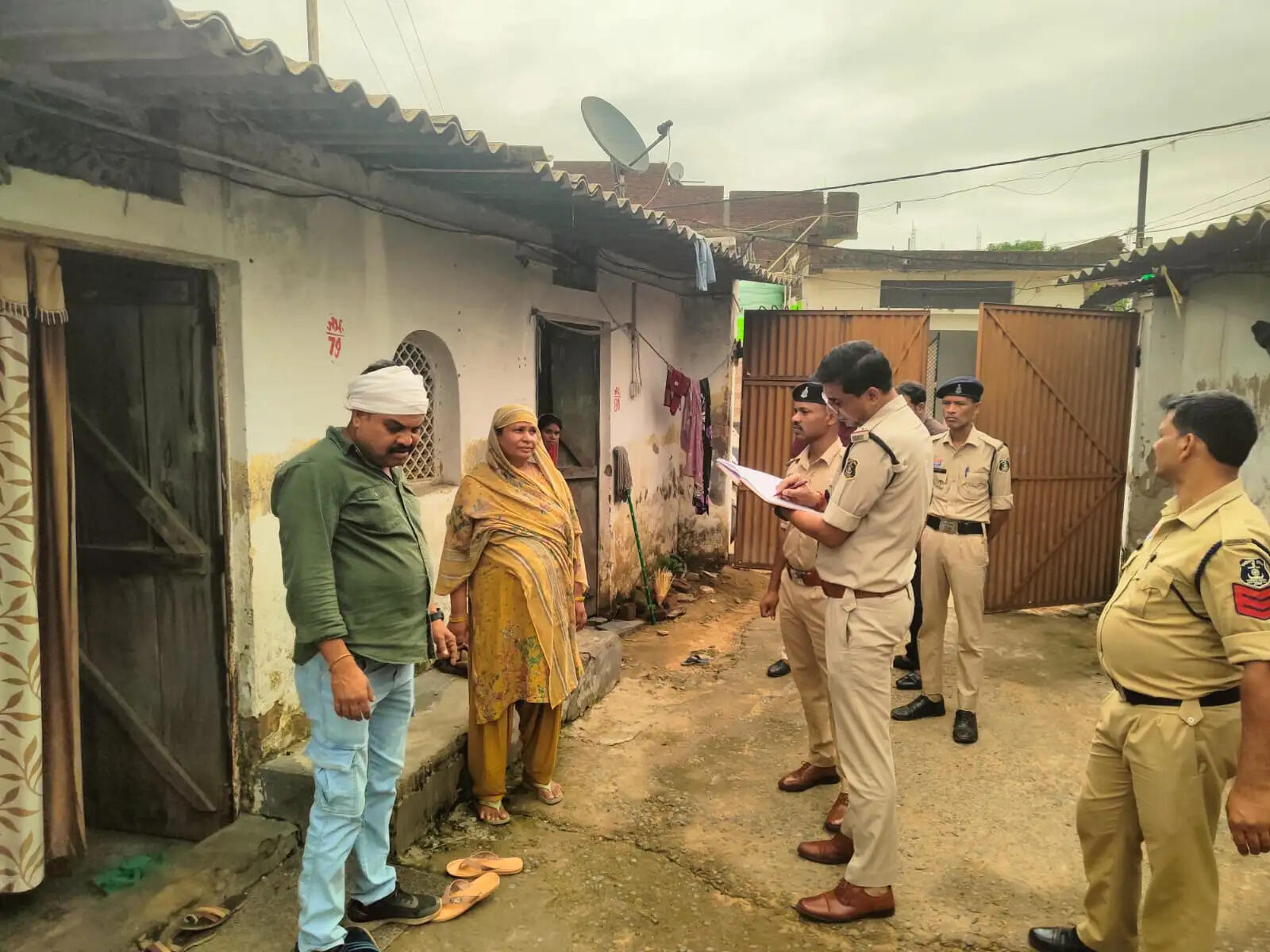 अम्बिकापुर में संदिग्ध किरायेदारों की सघन धरपकड़ और भौतिक सत्यापन अभियान शुरू