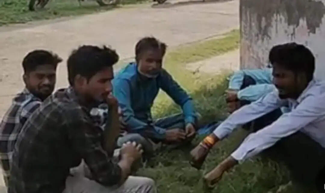 हाथरस : सड़क हादसे में बाइक सवार युवक की मौत, अज्ञात वाहन ने मारी टक्कर