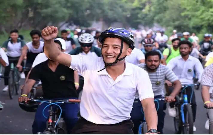 कारगिल के वीरों को साइकिल रैली से नमन, फिट इंडिया ने शुरू किया वालंटियर कार्यक्रम