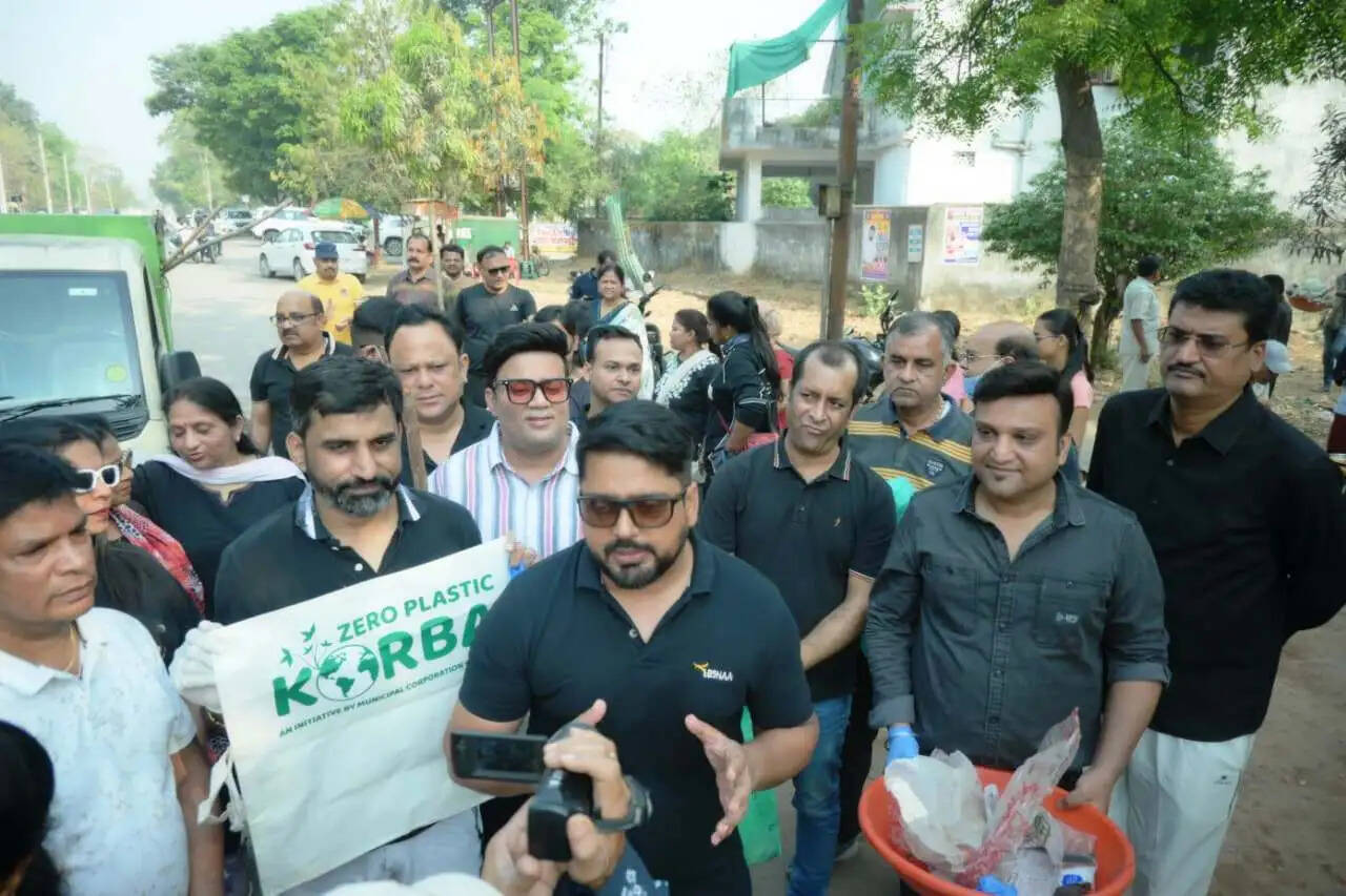 कोरबा में ‘मंगल की मस्ती’ पहल की शुरुआत, योग-प्राणायाम और श्रमदान से दिया स्वच्छता का संदेश