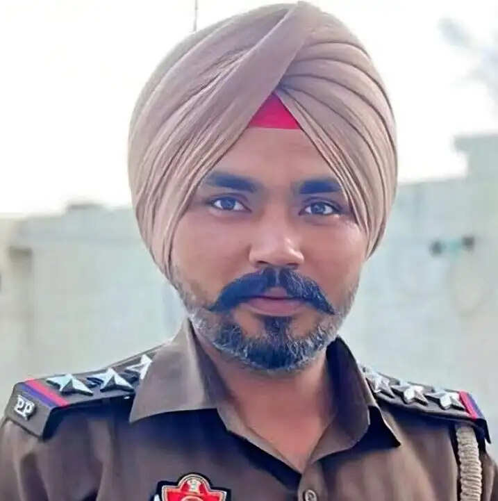 तैनाती के तीन दिन बाद ही धनोला थाना प्रभारी पुलिस लाइन भेजे गए