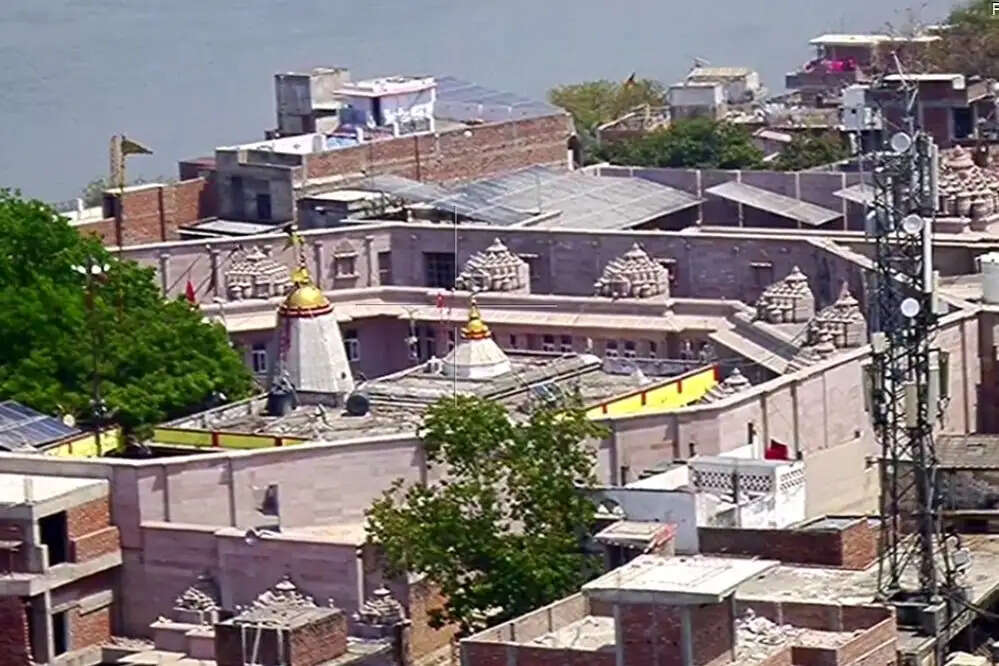 नवरात्र मेले की ड्रोन व एआई कैमरों से रखी जा रही नजर, चप्पे-चप्पे पर पुलिस तैनात