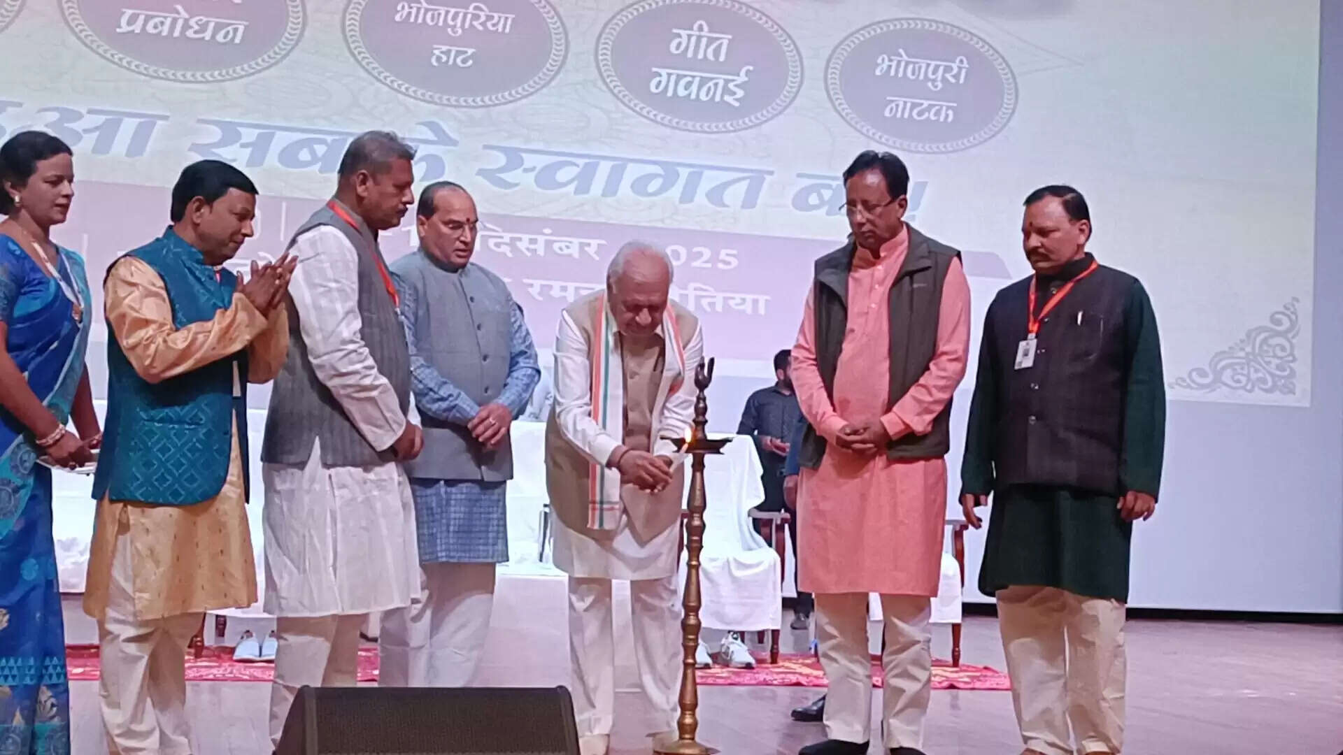 भोजपुरिया कला हाट में पहुंचे बिहार के राज्यपाल, भारत का स्वत्व विषय पर किया संबोधन