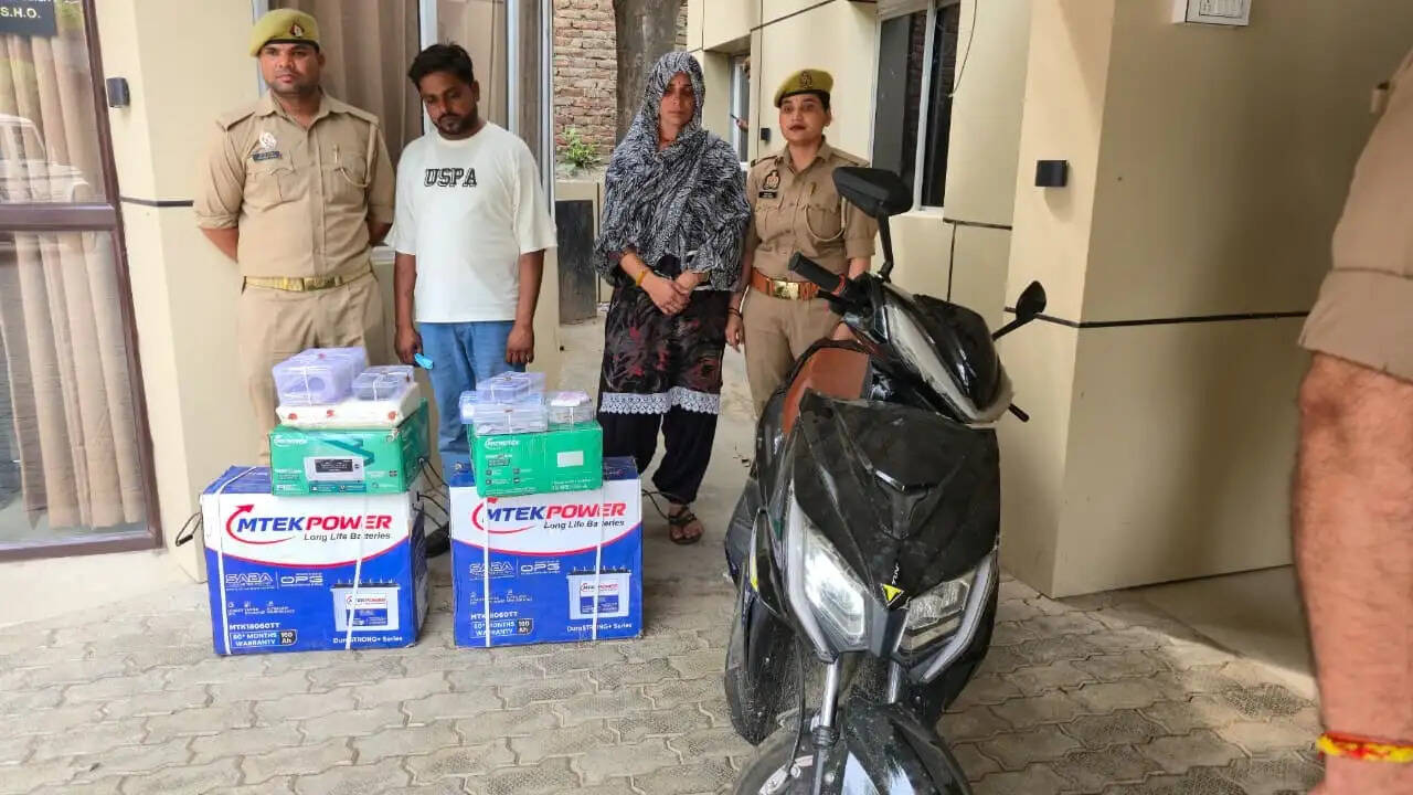 प्रधानमंत्री महिला रोजगार योजना के नाम पर ठगी करने वाला गिरोह बेनकाब, दाे आरोपित गिरफ्तार