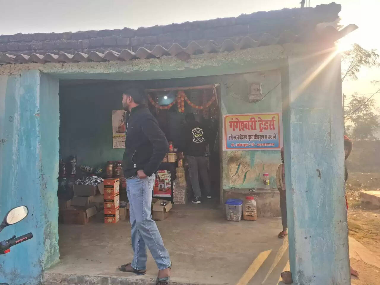 रामानुजगंज में चोरों का आतंक: वार्ड क्रमांक तीन में एक ही रात दो स्थानों पर चोरी