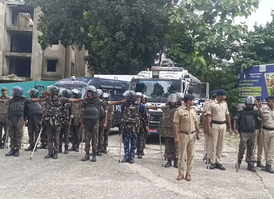 पटना के छात्र आंदोलन का असर, किशनगंज में हाई अलर्ट