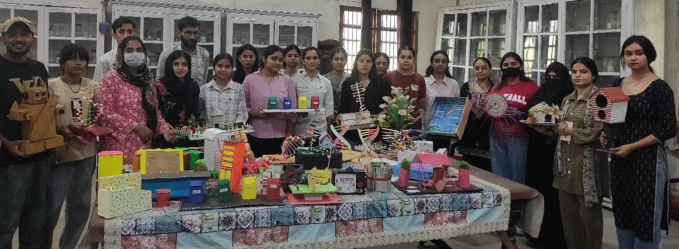 जीजीएम साइंस कॉलेज में “सॉलिड वेस्ट मैनेजमेंट एवं बेस्ट फ्रॉम वेस्ट” जागरूकता कार्यक्रम आयोजित