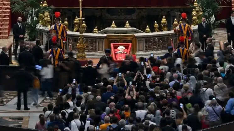 पोप फ्रांसिस के ताबूत को सील करने की रस्म की तैयारी शुरू, राष्ट्रपति द्रौपदी मुर्मु करेंगी दर्शन, अंतिम संस्कार कल