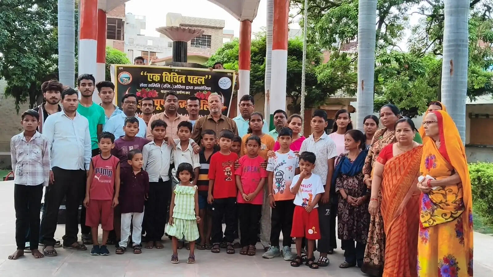 लखनऊ अग्निकांड के दिवंगत छात्र-छात्राओं को दी गई भावभीनी श्रद्धांजलि
