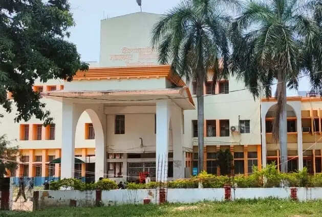 प्रतिनियुक्त शिक्षकों को उनके मूल संस्थान में वापस भेजने का निर्णय, अधिसूचना जारी