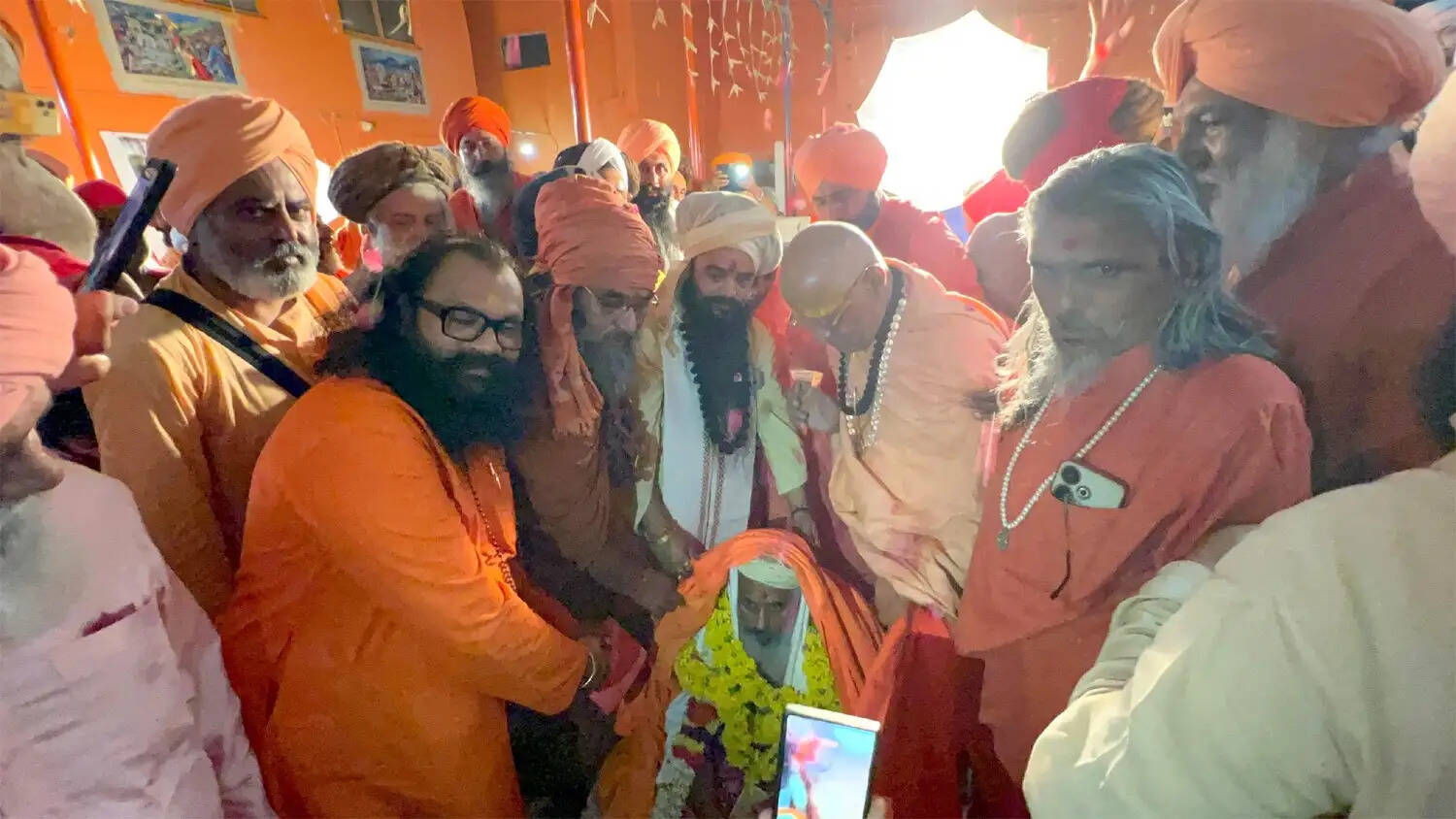 स्वामी सत्व मुनि बने श्री पंचायती अखाड़ा बड़ा उदासीन निर्वाण उत्तर पंगत के नए श्रीमहंत