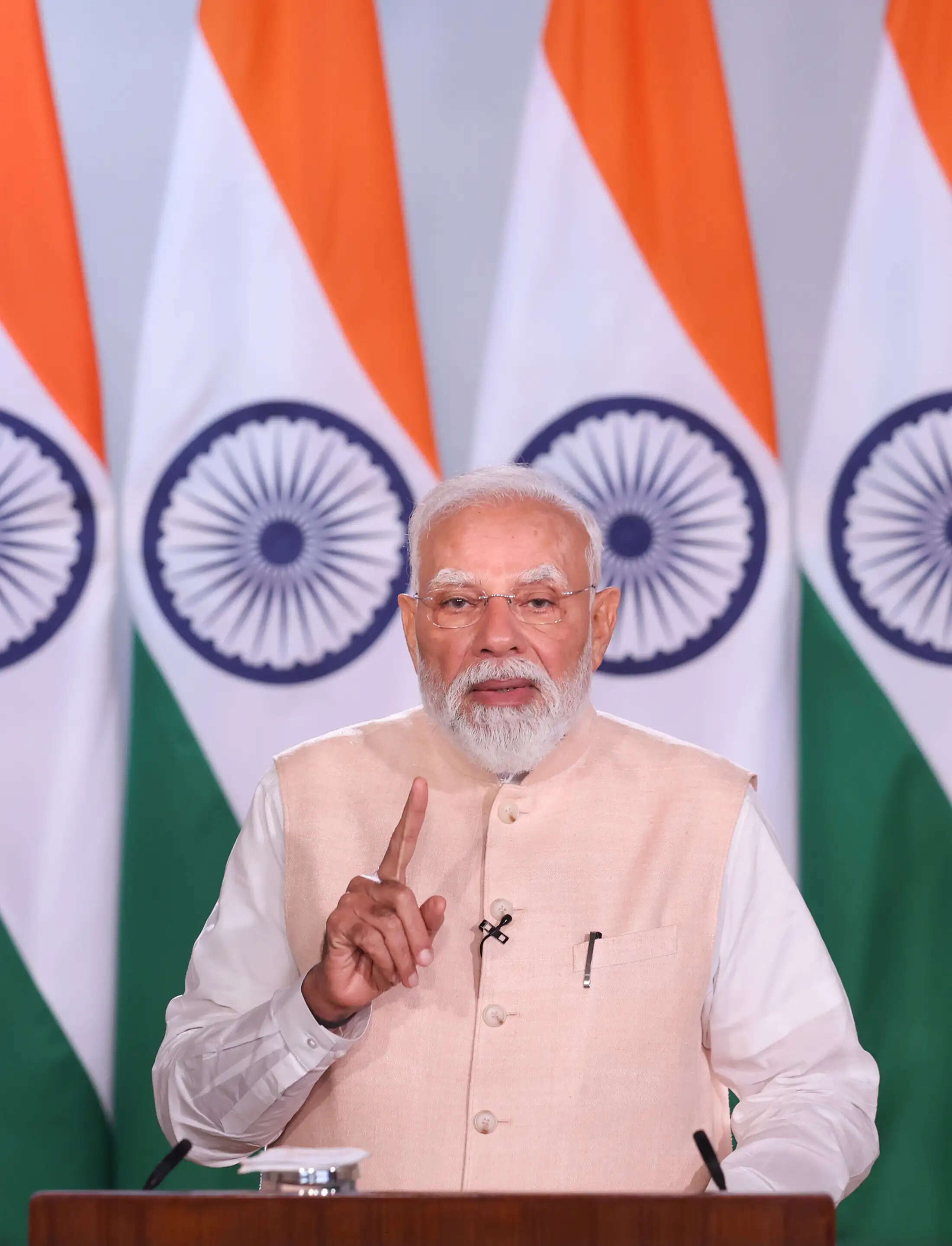 कोलकाता हादसे पर प्रधानमंत्री मोदी ने जताया शोक, अनुग्रह राशि की घोषणा