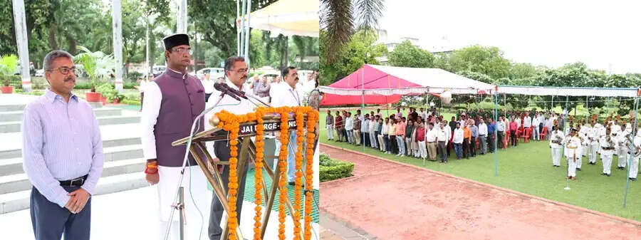 भोपाल: मंत्रालय में राष्ट्रगीत एवं राष्ट्रगान का हुआ सामूहिक गायन
