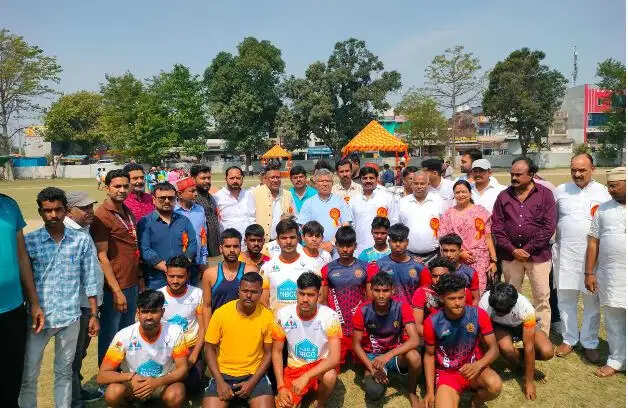 भारत-नेपाल खेल महोत्सव में युवाओं ने दिखाया अपना दम