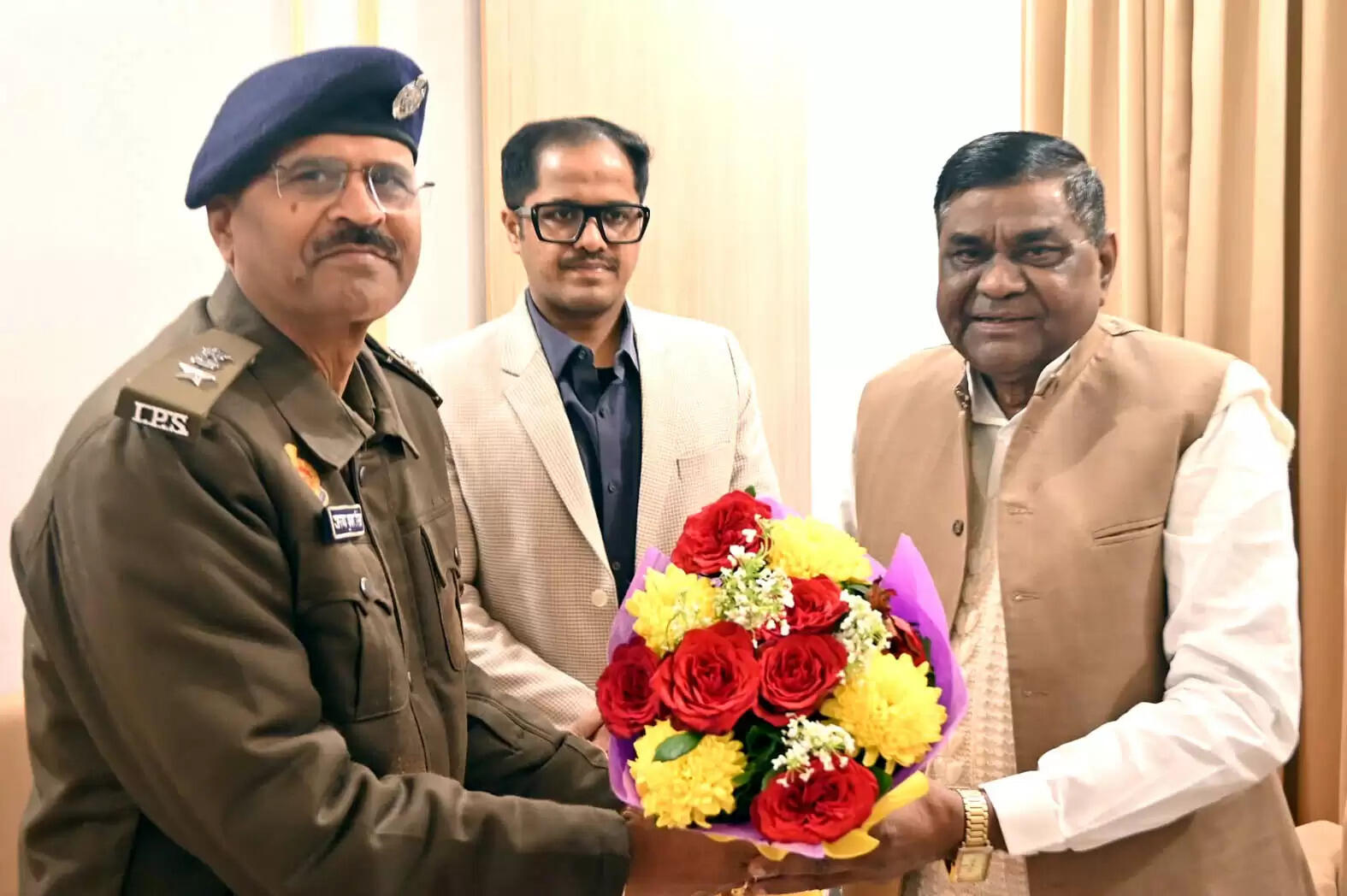 प्राथमिकता के साथ करें जनसमस्याओं का निस्तारण : किरण पाल कश्यप