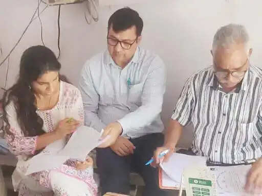 फरीदाबाद : बिना डिग्री मरीजों का इलाज कर रहे फर्जी डाक्टर के खिलाफ मामला दर्ज