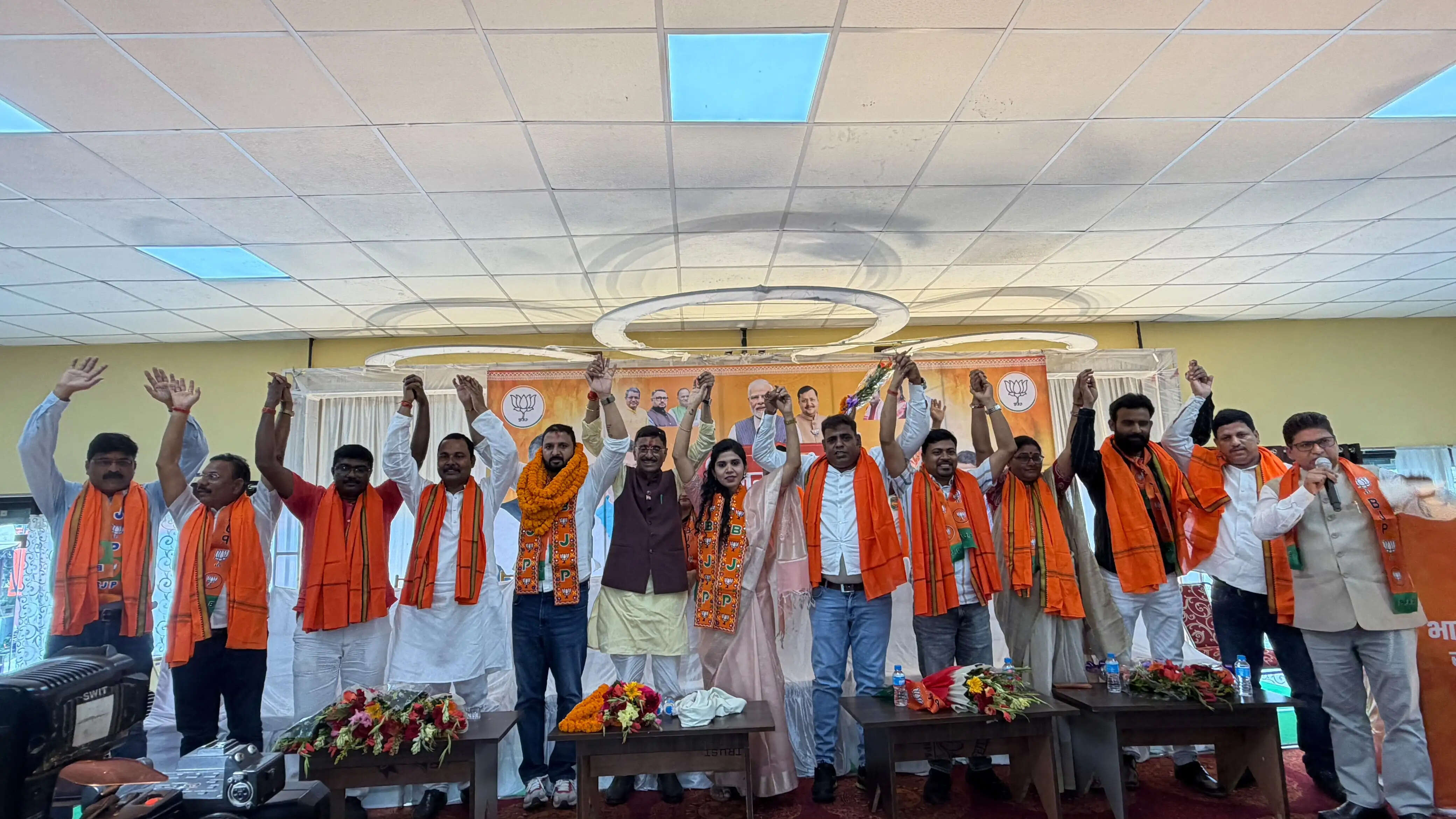 सैकड़ों समर्थकों के साथ सामाजिक कार्यकर्ता व फिटनेस एक्सपर्ट सुमित दुबे भाजपा में शामिल