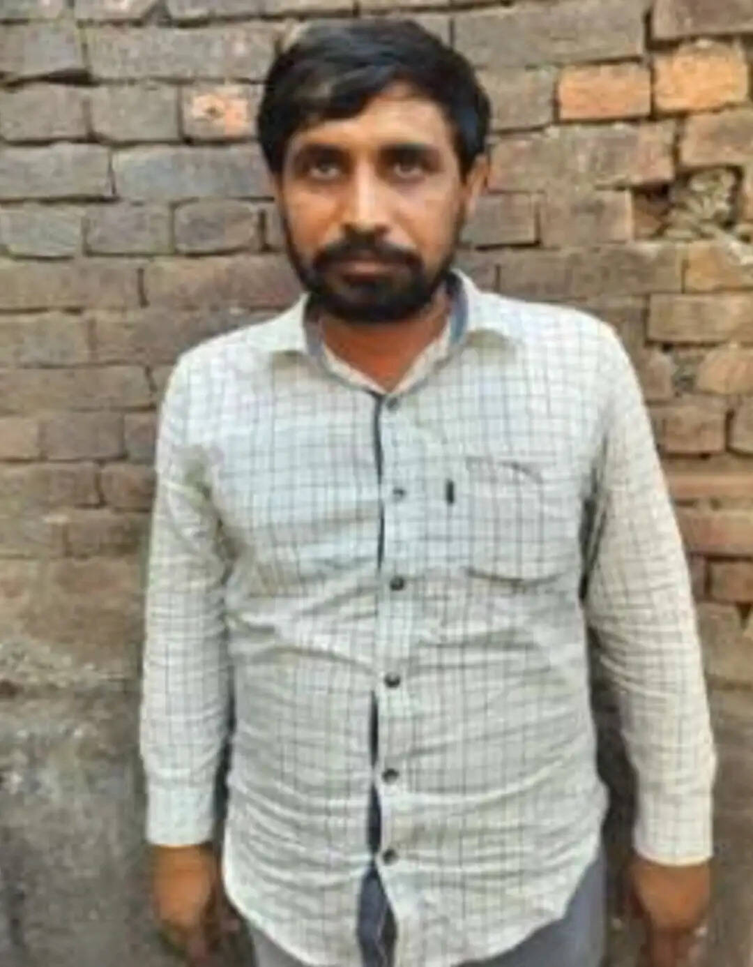 दस हजार का इनामी हिस्ट्रीशीटर कर्मवीर गिरफ्तार