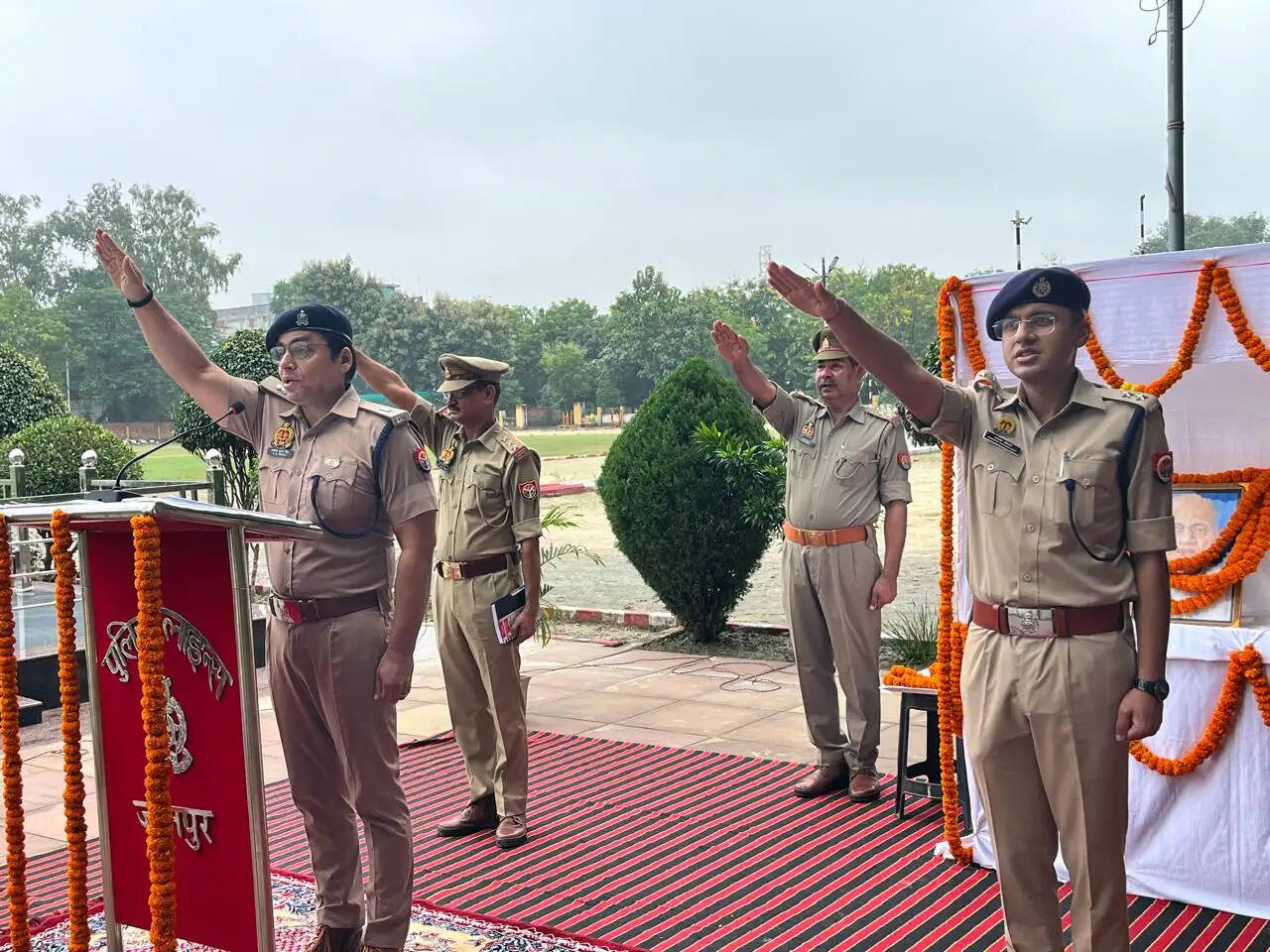 सरदार पटेल की जयंती पर पुलिसकर्मियों ने ली राष्ट्रीय एकता की शपथ