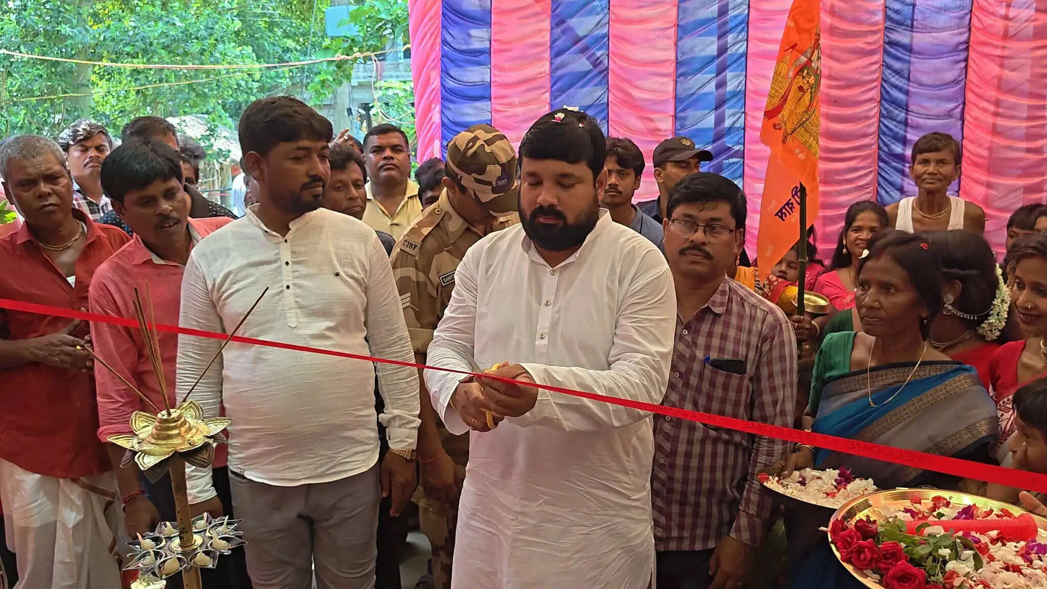 पुरशुड़ा में गंगा पूजा उद्घाटन, विधायक बिमान घोष शामिल