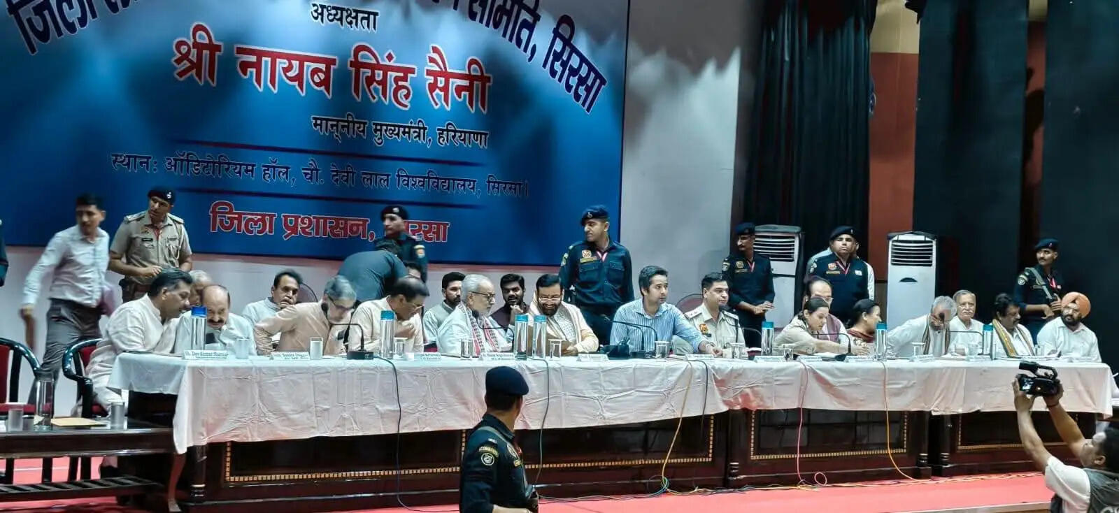 सिरसा: मुख्यमंत्री ने कष्ट निवारण समिति की बैठक में सुनी शिकायतें, बिजली निगम का एसडीओ व एएसआई निलंबित