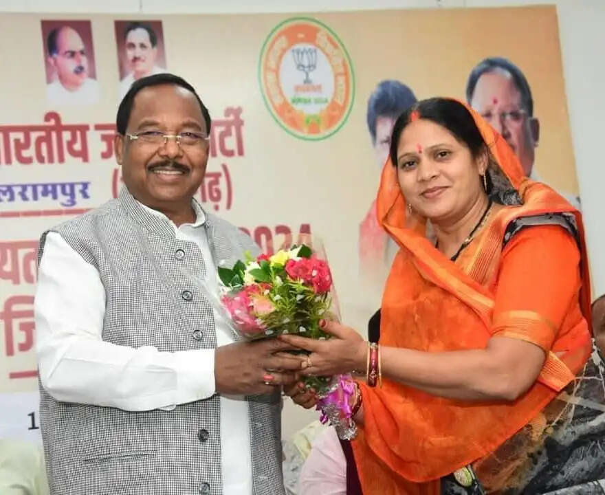 बलरामपुर : भाजपा की पूर्व मंडल अध्यक्ष शर्मीला गुप्ता को महिला बाल विकास विभाग में मिली बड़ी जिम्मेदारी