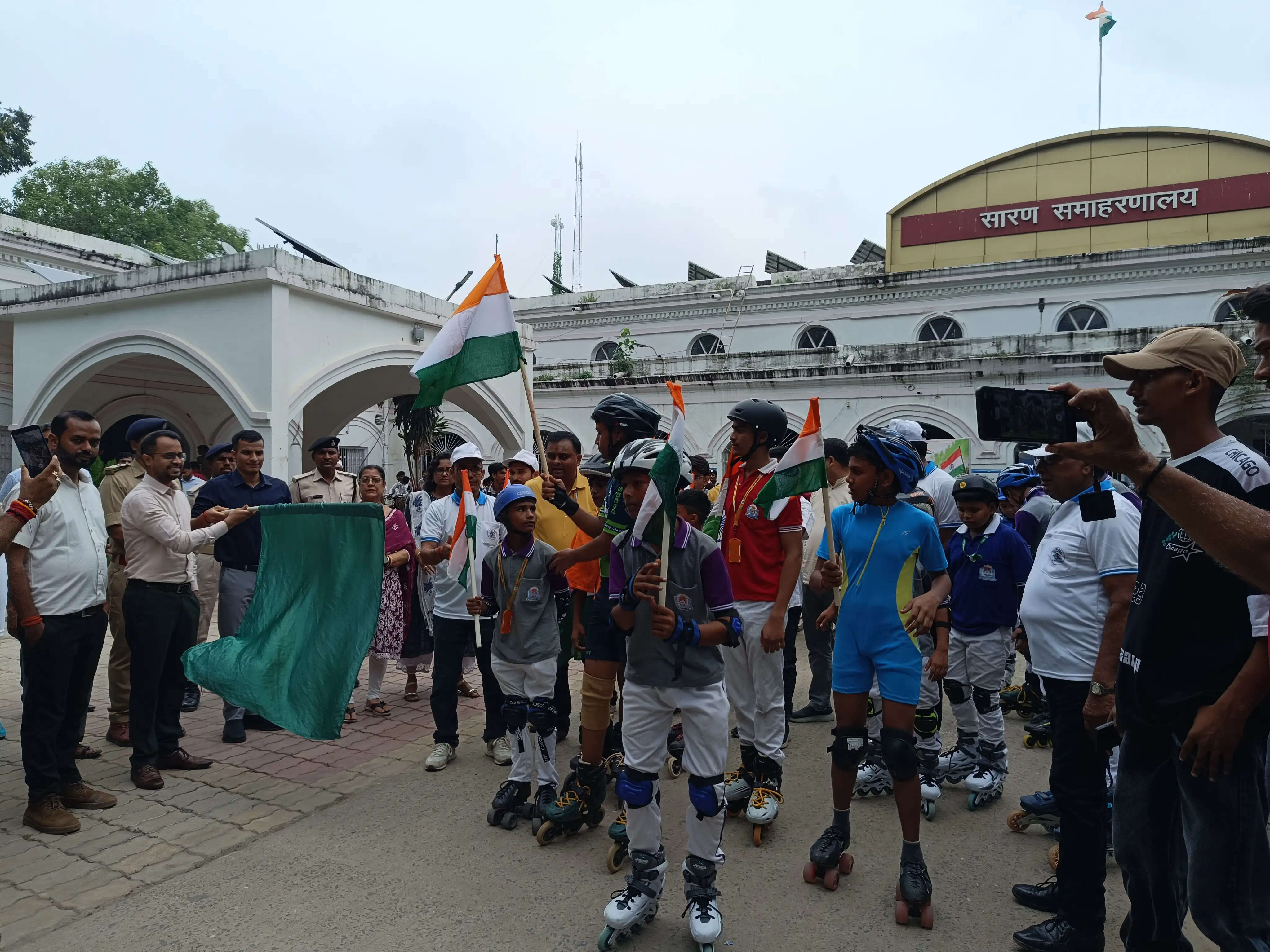 सारण में हर घर तिरंगा अभियान के तहत तिरंगा साइकिल रैली का किया गया आयोजन