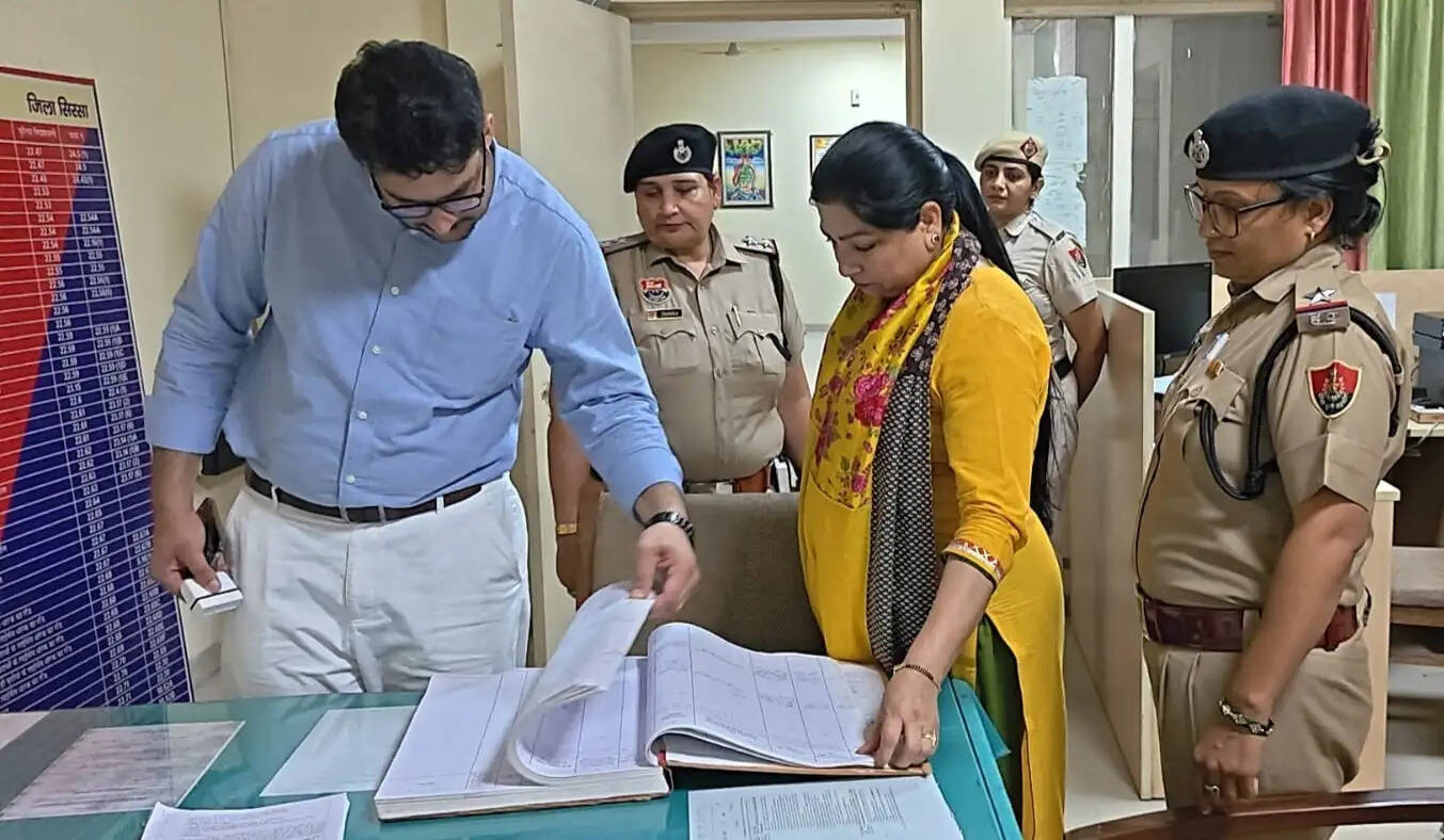 सिरसा: महिलाओं की सुरक्षा व अधिकारों की रक्षा महिला आयोग की सर्वोच्च प्राथमिकता: ऊषा प्रियदर्शी