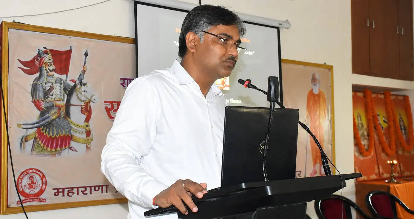 उपयोगकर्ता की जागरूकता साइबर सुरक्षा की पहली दीवार : प्रो. हरिओम