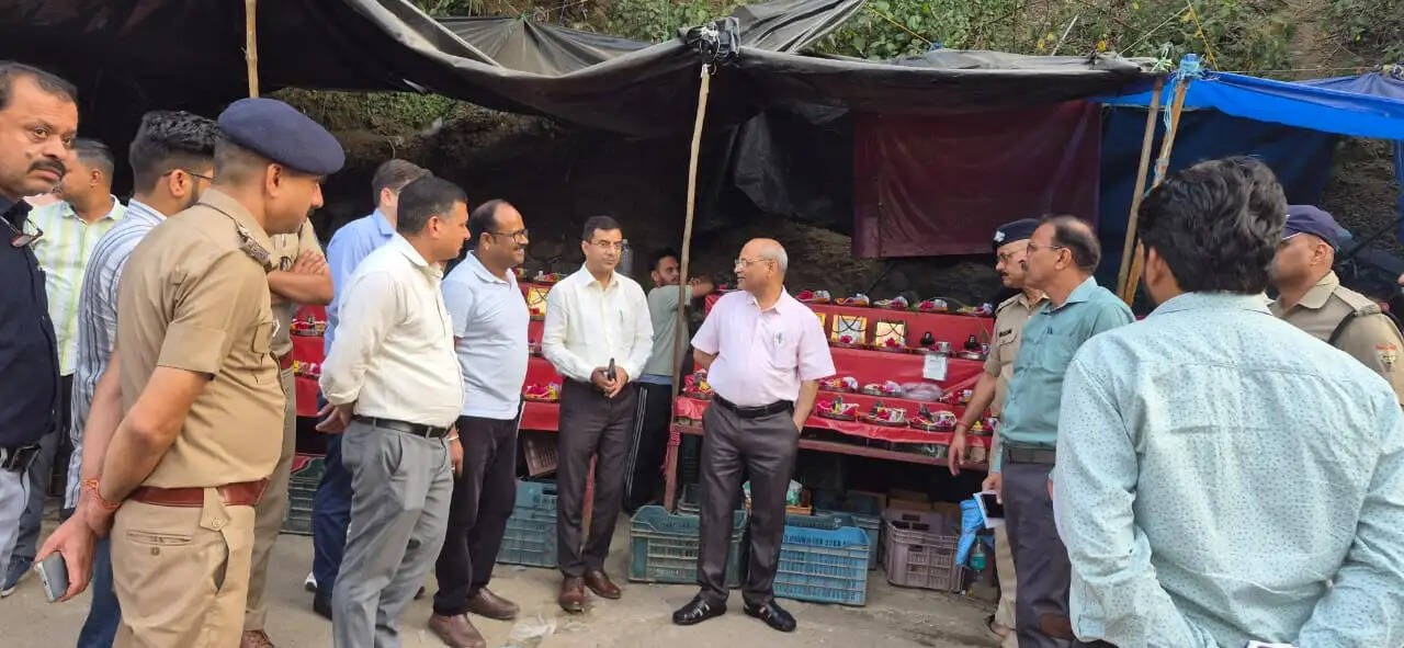 श्रावण कांवड़ मेले की तैयारियों का मंडलायुक्त ने लिया जायजा