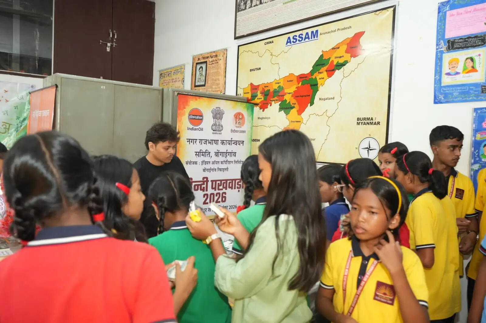 सृजनात्मक हिन्दी लेखन कार्यशाला एवं हिंदी पुस्तक प्रदर्शनी का आयोजन