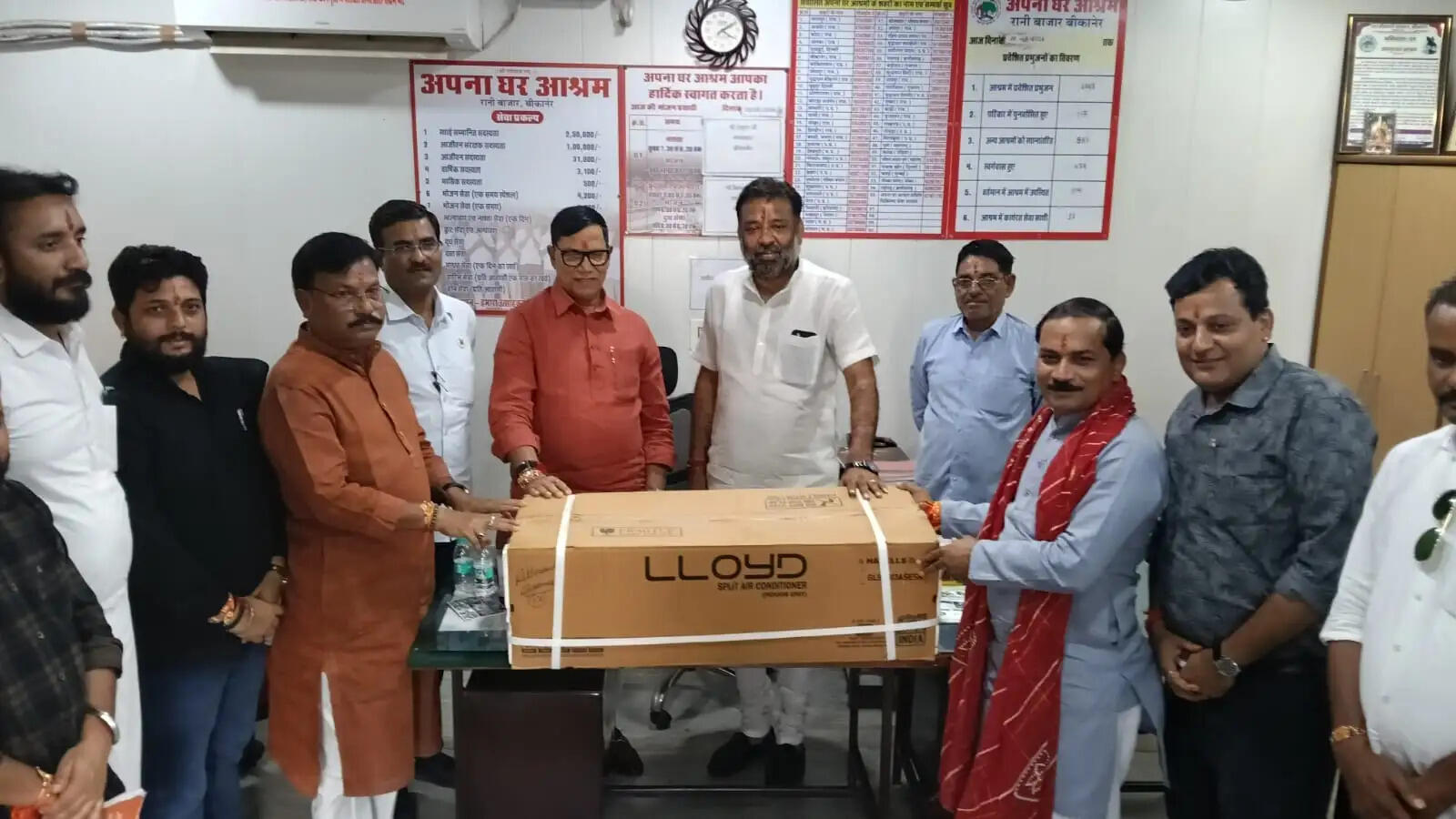 महाराष्ट्र के वरिष्ठ भाजपा नेताओं ने किया अपना घर&nbsp;आश्रम का अवलोकन