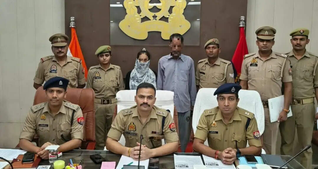 उर्वरक बिक्री केंद्र&nbsp;पर&nbsp;हुई&nbsp;लूट&nbsp;का&nbsp;पुलिस&nbsp;ने&nbsp;किया&nbsp;खुलासा,&nbsp;पिता-पुत्री गिरफ्तार
