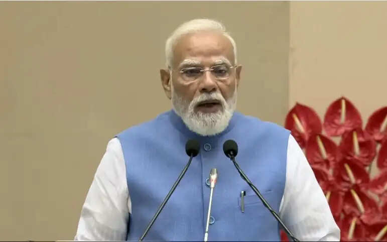 सरकार, युवा और उद्योग साथ चलें तो रोजगार सृजन कई गुना बढ़ता है : मोदी