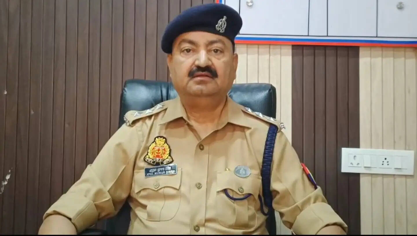 खेत में शौच के लिए गए बुजुर्ग की गोली मारकर हत्या