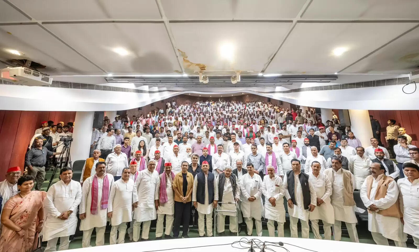 यूपी में 2027 का चुनाव देश की राजनीति बदलने वाला होगा : अखिलेश यादव