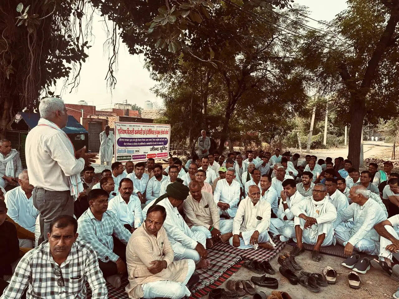 जींद : बिजली निगम कर्मियों की हडताल दूसरे दिन भी जारी