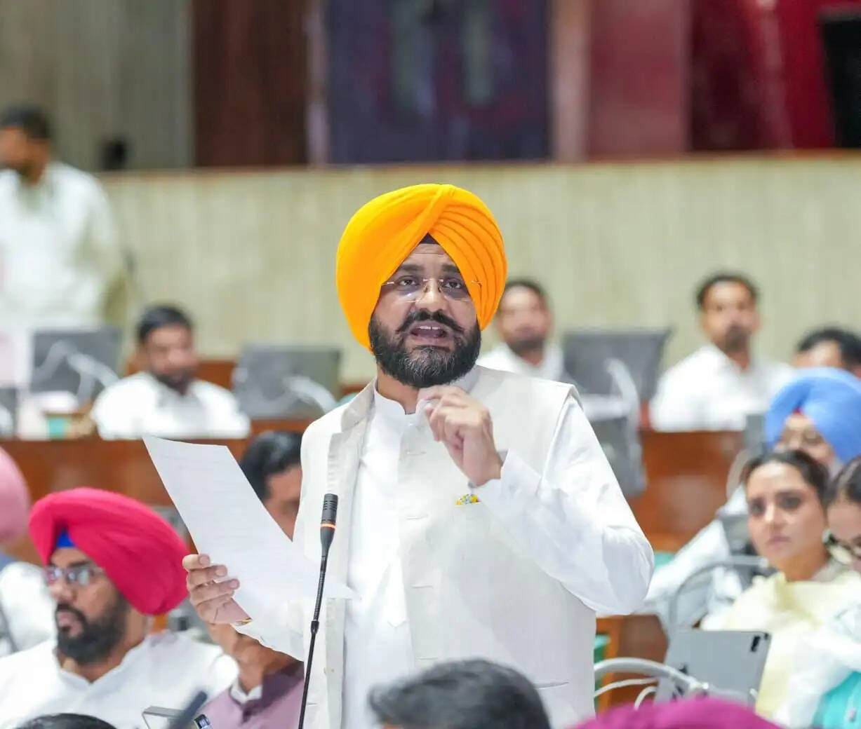 सीएम भगवंत मान ने पंजाब में न्यूनतम मजदूरी में 15 फीसदी बढ़ोतरी का ऐलान किया