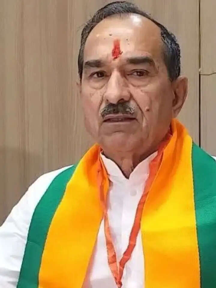 लोकतंत्र की मजबूती के लिए प्रत्येक मतदाता की भागीदारी महत्वपूर्ण : मदन राठौड़